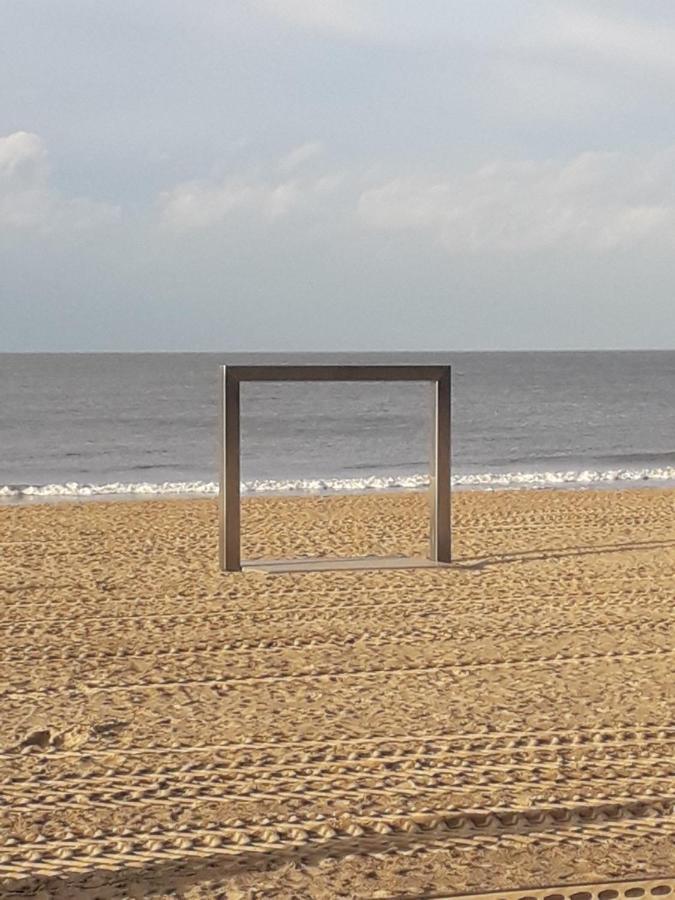 Studio Spacieux 50 M2 Pour 2+2 Tout Confort Knokke-Heist Exterior photo